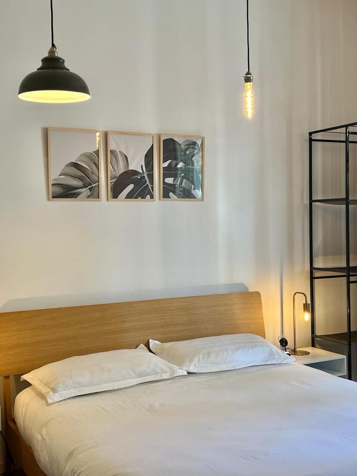 Stylish With Private Parking, Garden And Metro